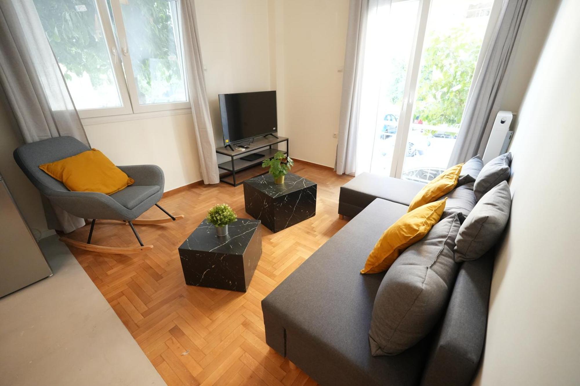Cozy & Modern 2 Bdrm Near Imitou Apartment Athen