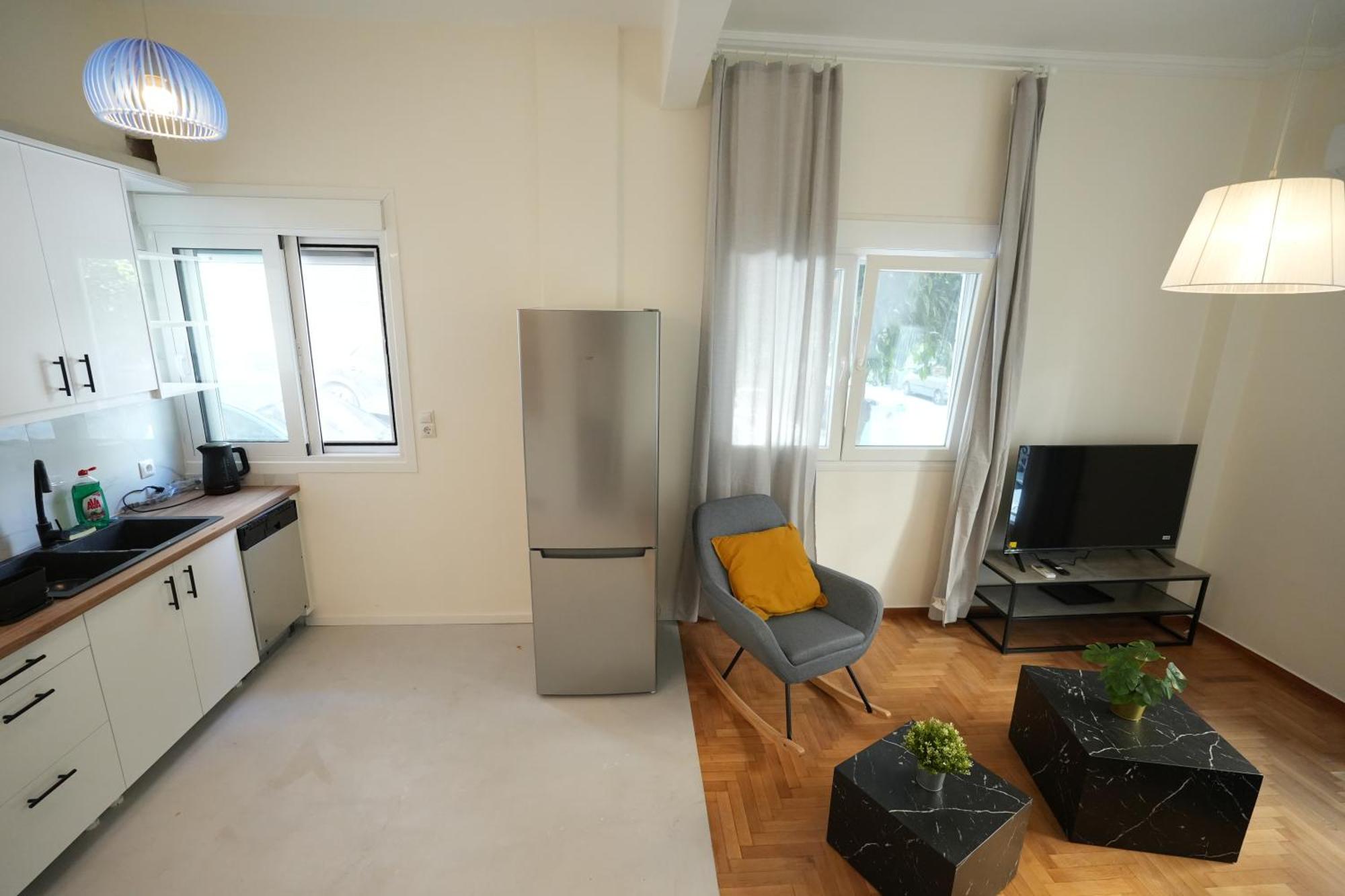 Cozy & Modern 2 Bdrm Near Imitou Apartment Athen